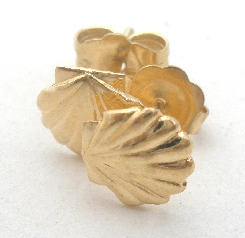 gold charm bracelet with initials 14K Yellow Gold Shell Earrings Vintage