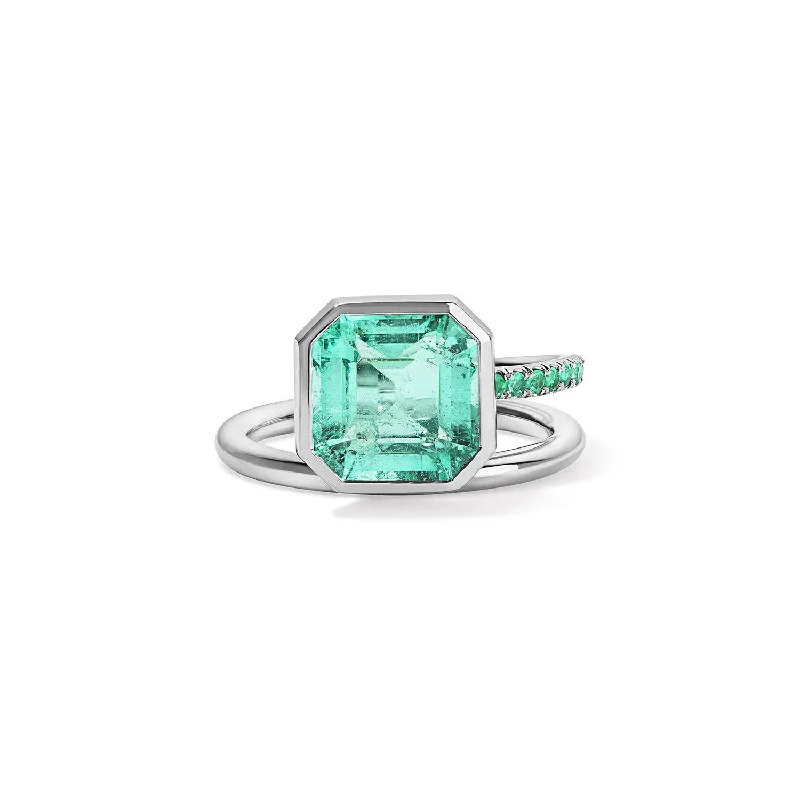 3.09CT Emerald Band and a Half