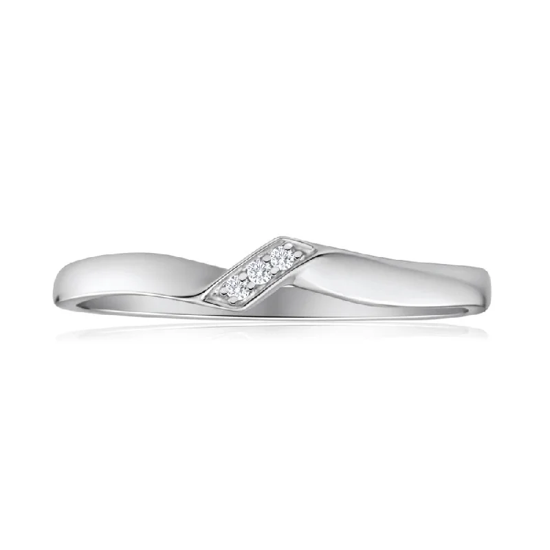 moonstone engagement ring boho 9ct White Gold Diamond Ring