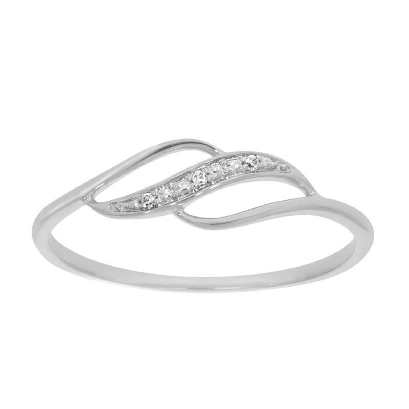 crystal-studded gold ring 9ct White Gold Diamond Ring with 3 Brilliant Diamonds