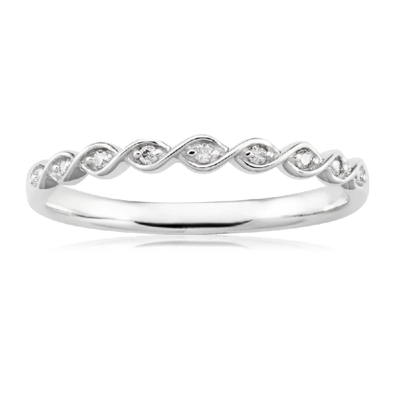 gold bar earrings minimalist 9ct White Gold Diamond Ring with  9 Brilliant Diamonds