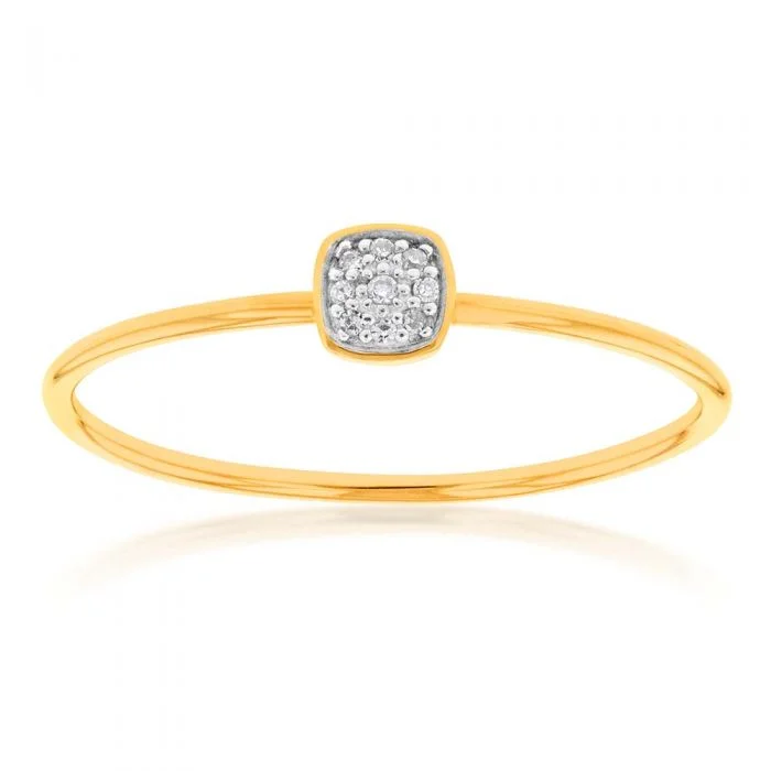 gold heart-shaped pendant necklace 9ct Yellow Gold Diamond Ring with 8 Brilliant Diamonds