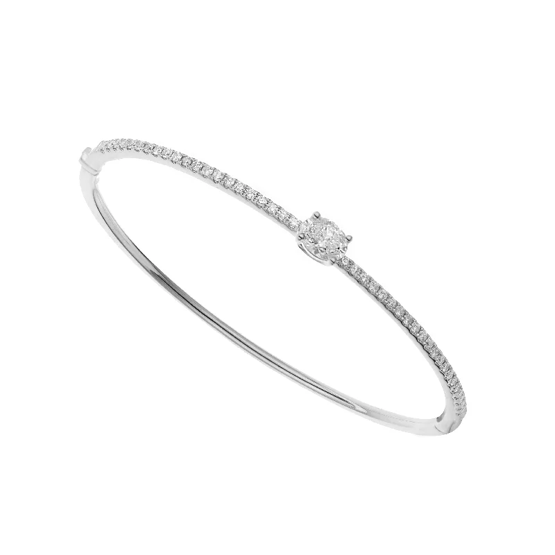 18 Karat White Gold Oval Diamond Bangle Bracelet