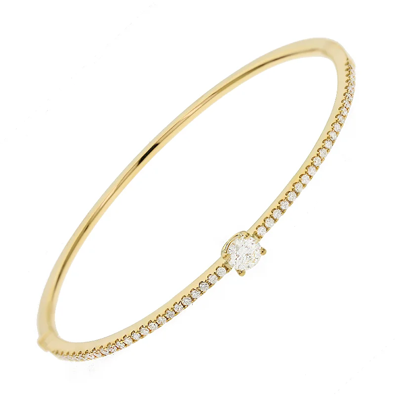 18 Karat Yellow Gold Round Diamond Bangle Bracelet