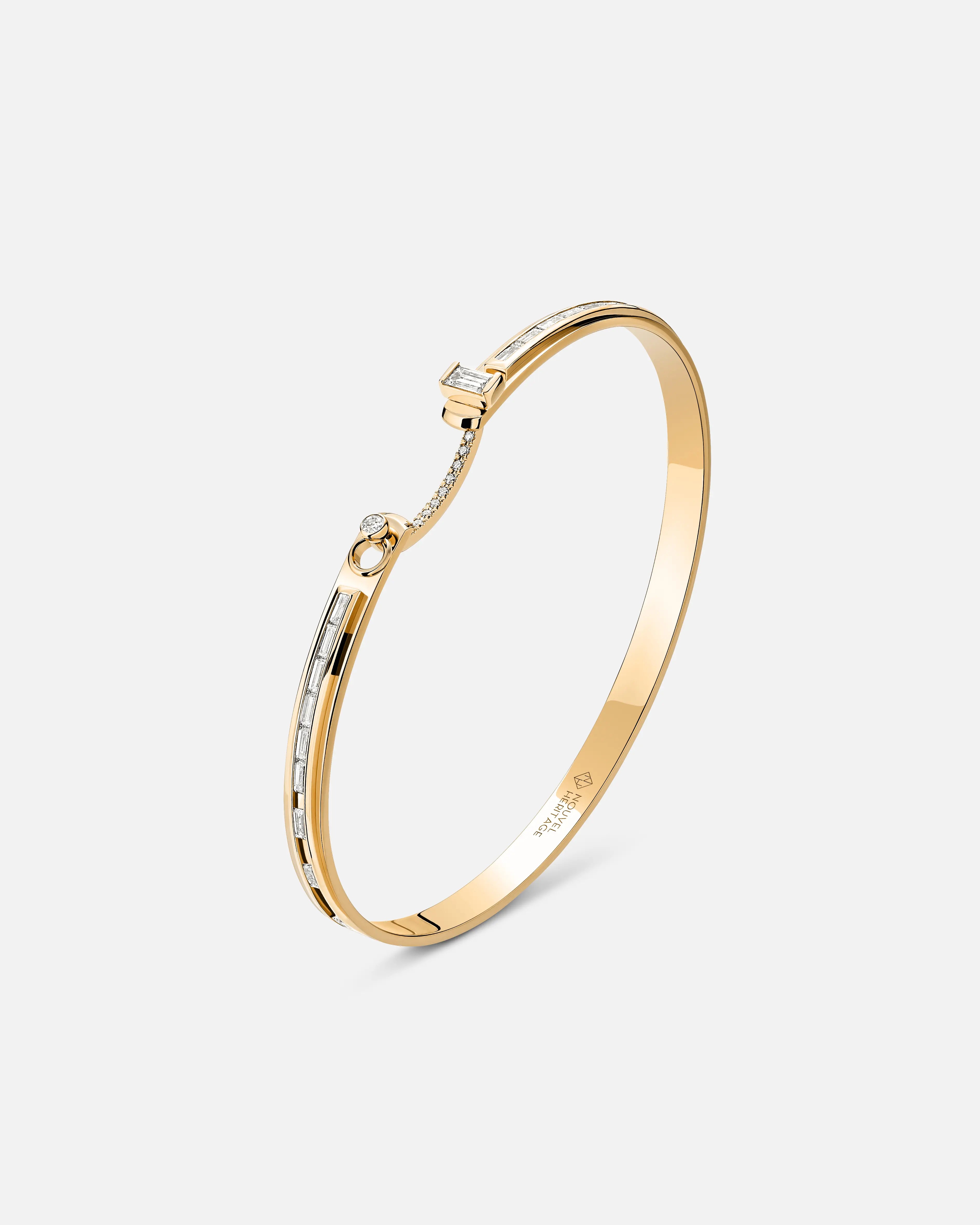 My Best Friend's Wedding Mood Bangle in Yellow Gold