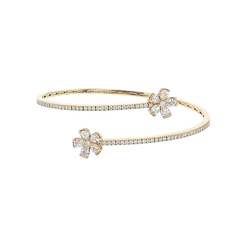 vintage-style diamond halo ring Salavetti 18K Rose Gold Diamond Bangle Bracelet