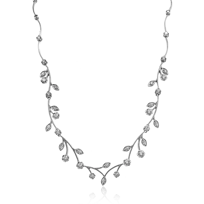 Necklace in 14k Gold with Diamonds