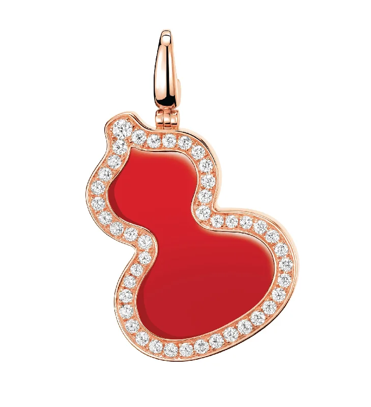 vintage cameo brooch jewelry Wulu pendant in 18K rose gold with diamonds and red agate vintage cameo brooch jewelry Wulu pendant in 18K rose gold with diamonds and red agate