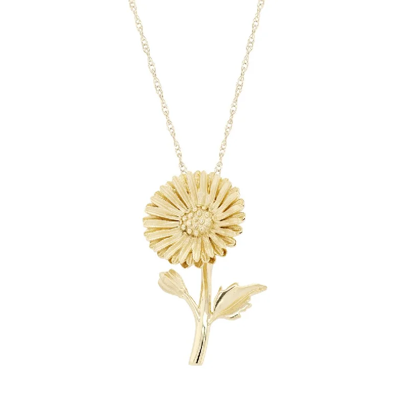 hammered gold disc necklace YELLOW GOLD NECKLACE WITH ASTER PENDANT